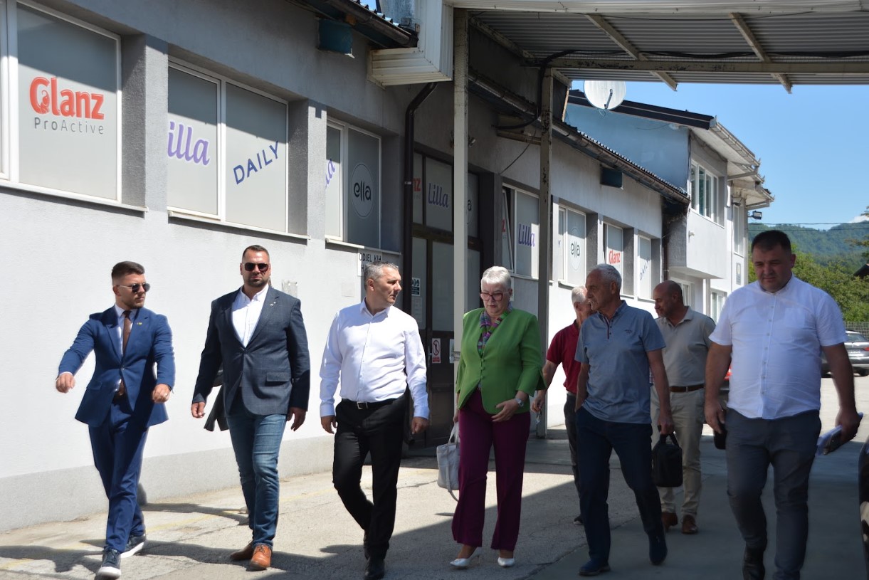 Federalni ministar Nerin Dizdar u Busovači: „Povratničke zajednice nisu zaboravljene“